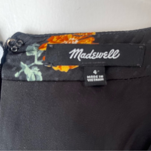 Madewell Black Floral Lilyblossom Button-Front Dress in Floating Florets 4 - Picture 6 of 9